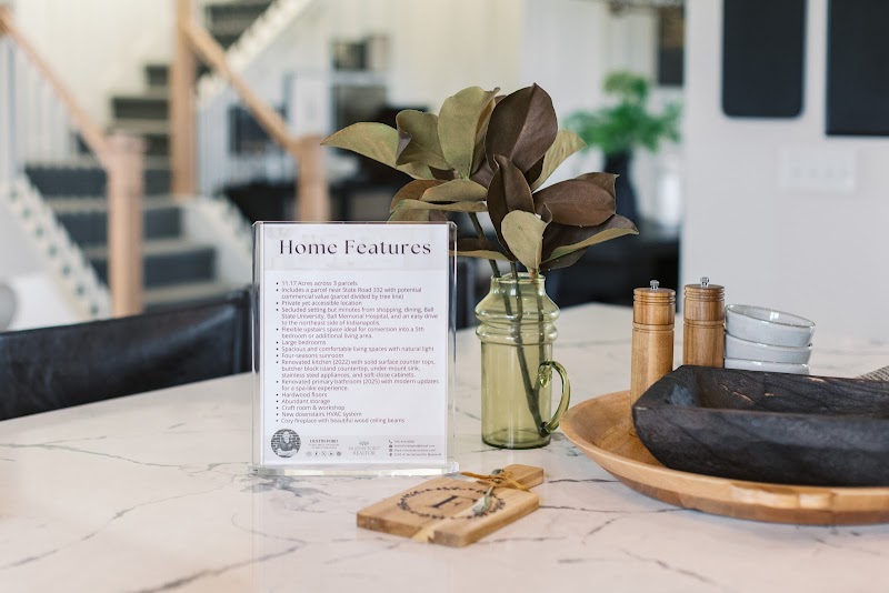 Dustin Ford Realtor / RE/MAX Real Estate Groups photo 2