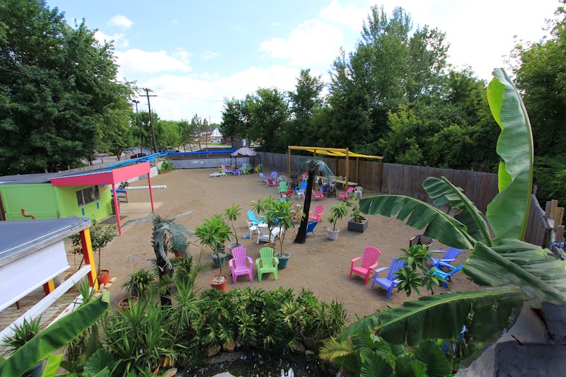 The Island Muncie photo 3